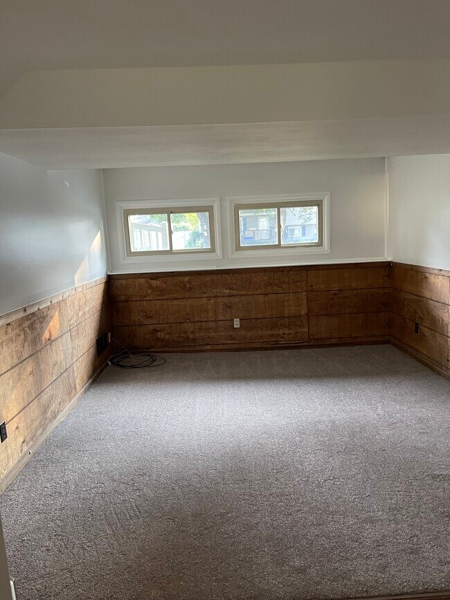 Building Photo - 6 Juniper Ln