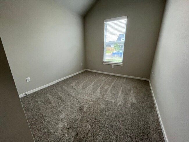 Building Photo - Great 4 bedroom New Construction!
