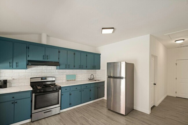 Building Photo - 3501 N Figueroa St