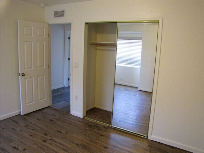 Building Photo - 3BR/2BA/2CG, 1519 sq.ft on half acre in Huachuca City, AZ