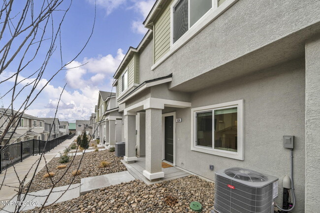 Building Photo - 1634 Icelandic Wy