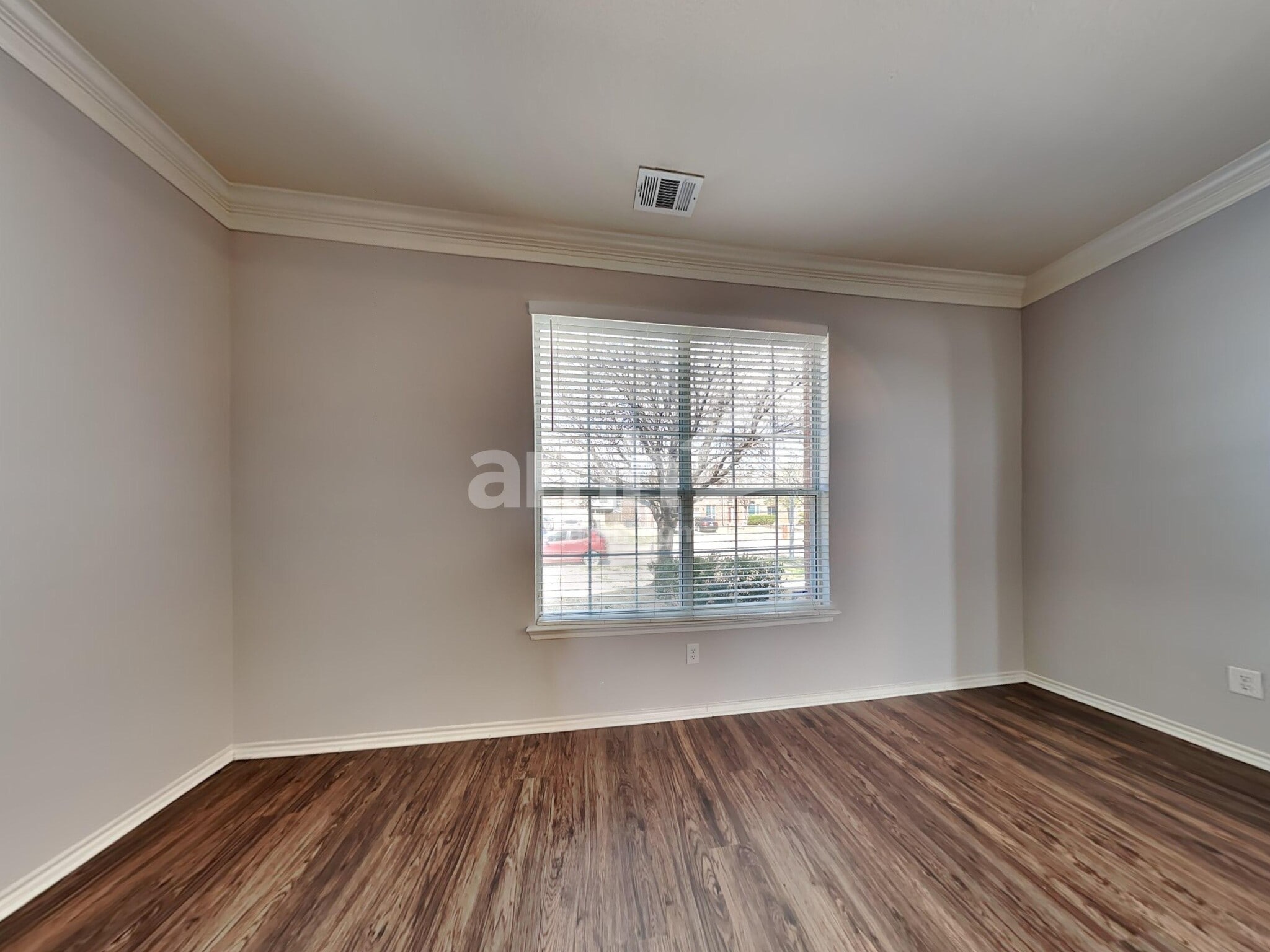 Building Photo - 2319 Merlin Dr