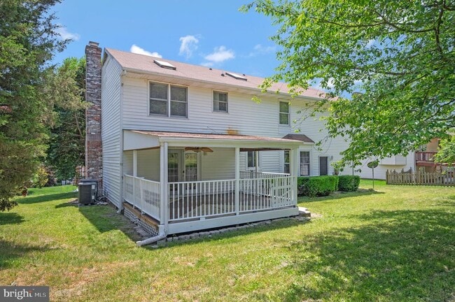 Building Photo - 5063 Tara Dr