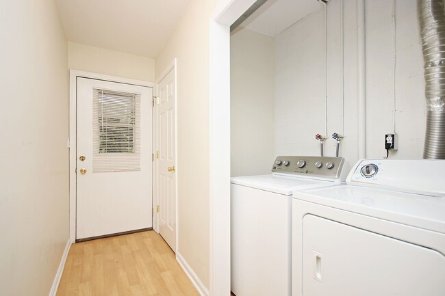 Building Photo - Student & Pet-Friendly Fry's Spring Duplex