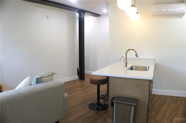 Building Photo - 110 Hotel St