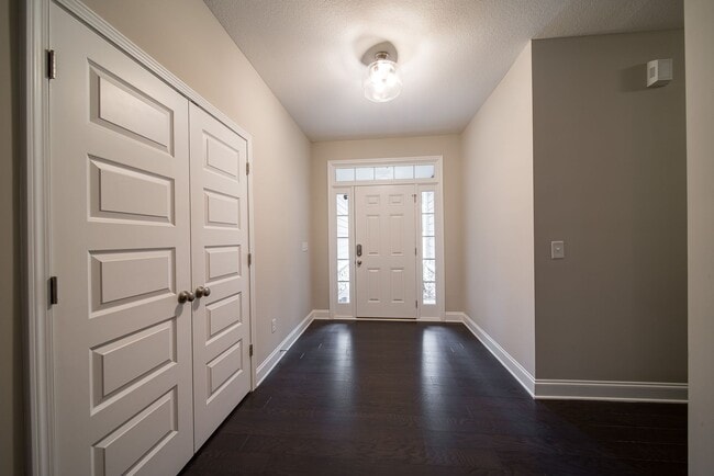 Building Photo - 4BR/2BA Home on 3.2 acres in Harris County!!