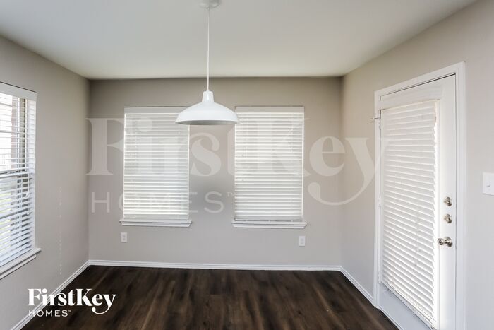 Building Photo - 206 Plantation Dr