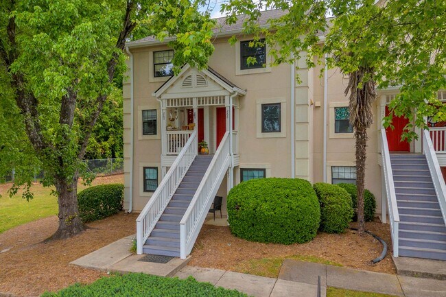 Building Photo - 290 Appleby Dr