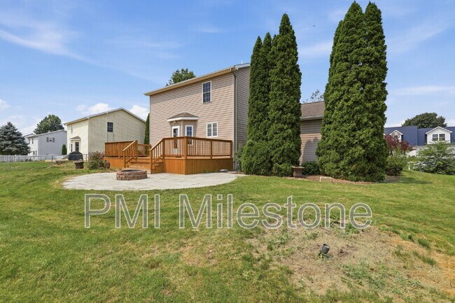 Building Photo - 233 Carmack Dr