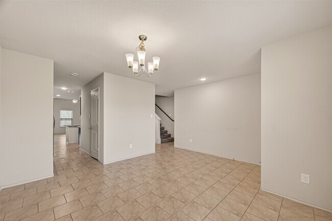 Building Photo - 23506 Umbrella Pine Dr