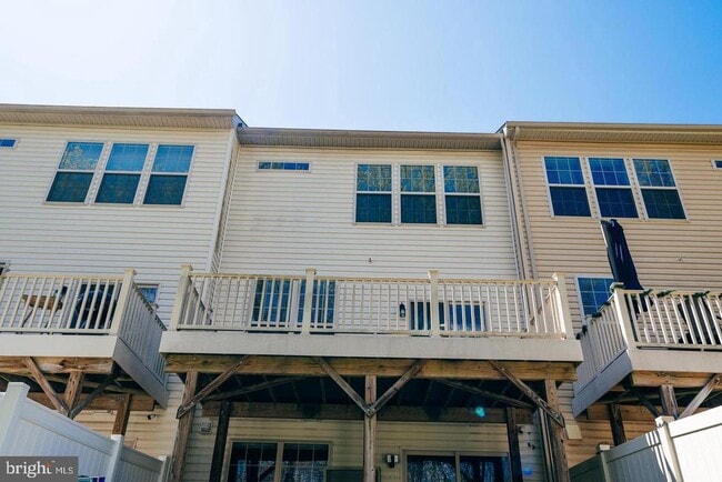 Building Photo - 15520 Lady Lauren Ln