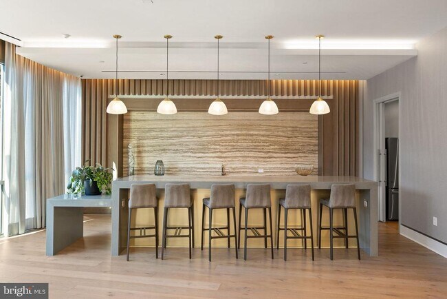 Building Photo - 7887 Jones Branch Dr