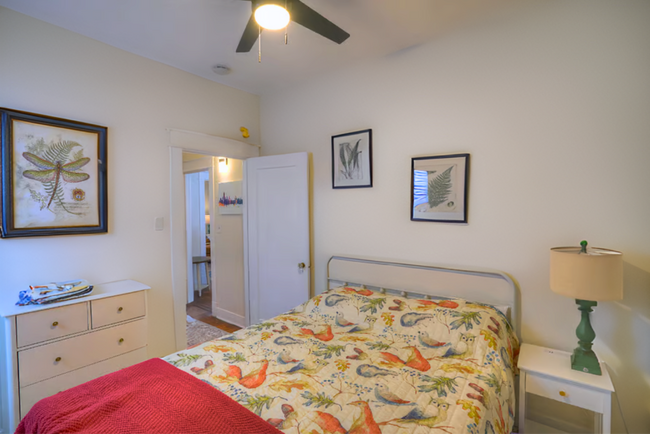 Building Photo - 21 Garden St