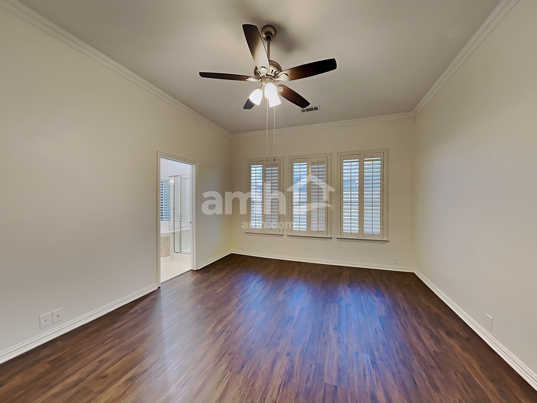 Building Photo - 105 Broken Arrow St
