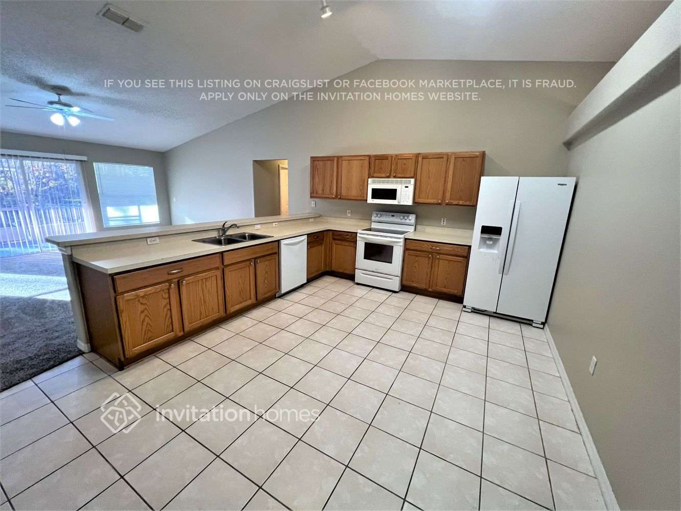Building Photo - 2759 Kingsdale Dr