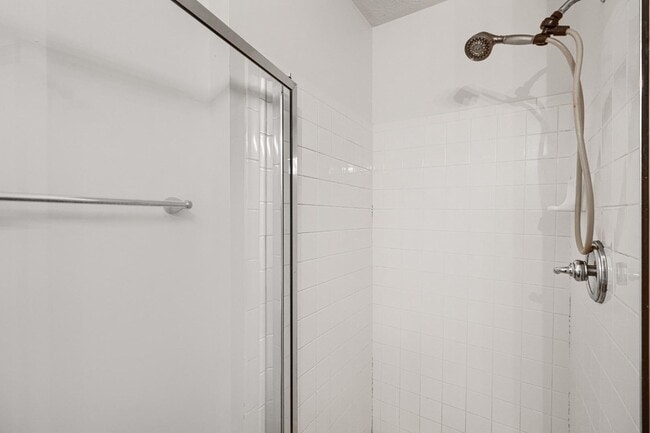 Building Photo - 9847 Bale Ct