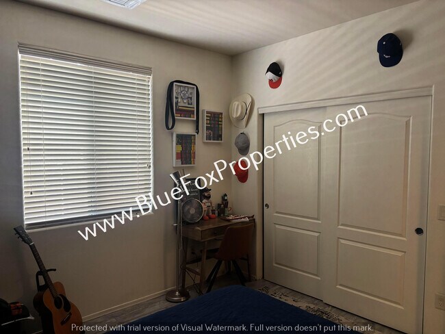 Building Photo - 12785 N Seacliff Pl