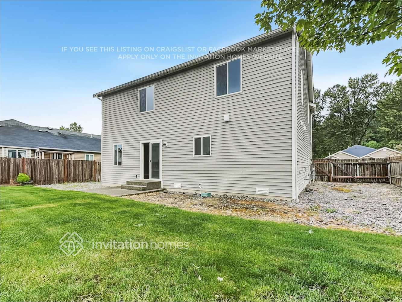 Building Photo - 1319 Daffodil Ave NE