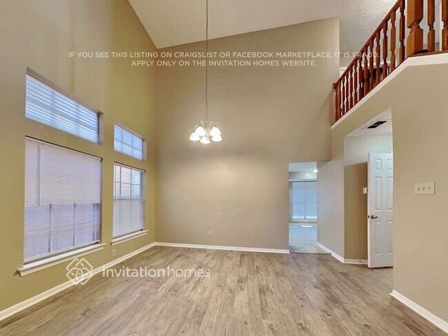 Building Photo - 3409 Windchase Dr