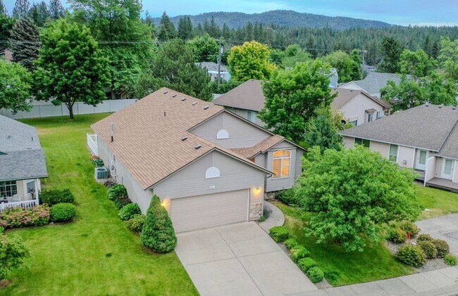 Building Photo - 217 Coho Rd