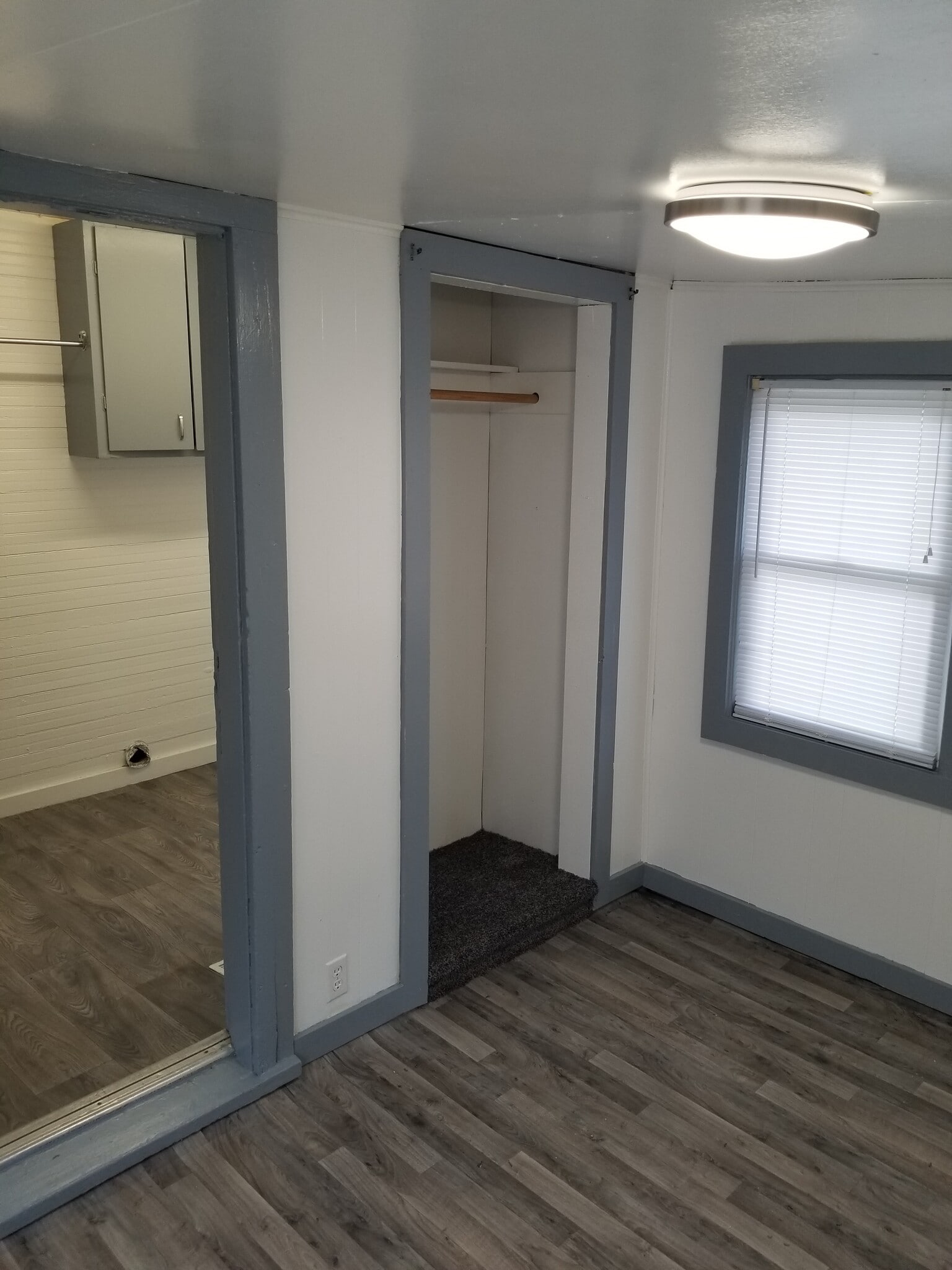 Building Photo - 3401 Hamilton Pl