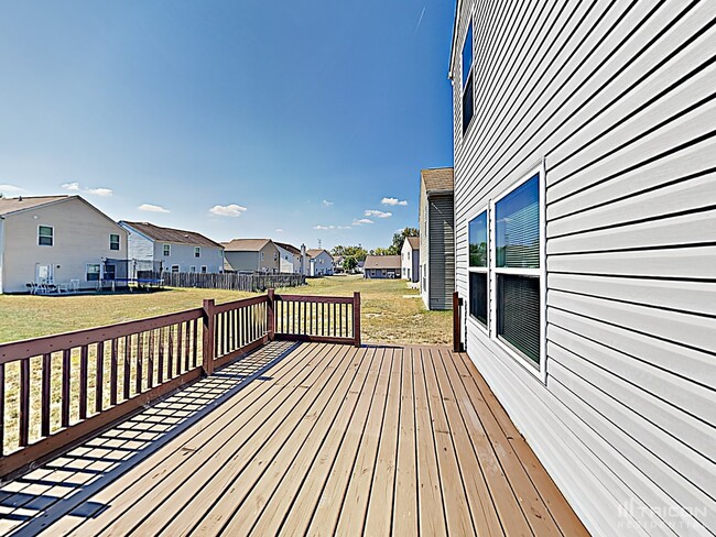 Building Photo - 11411 Long Lake Ln.