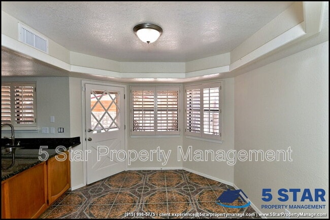 Building Photo - 11620 Laura Marie Dr