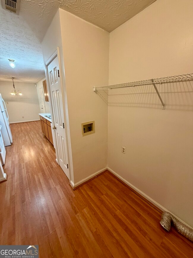 Building Photo - 2720 Sapphire St