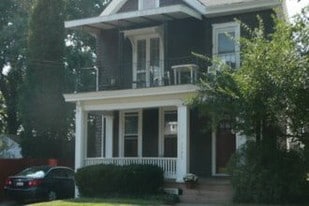 Building Photo - 1275 Grace Ave