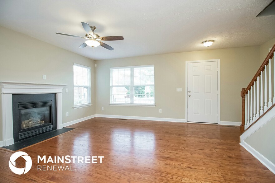 Building Photo - 681 Smoky Mountains Dr