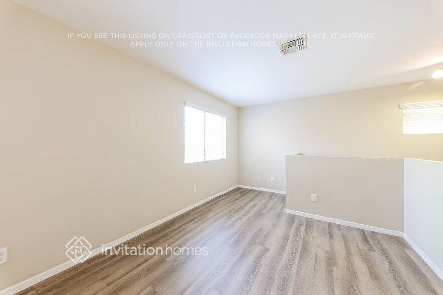 Building Photo - 13029 W Lisbon Ln