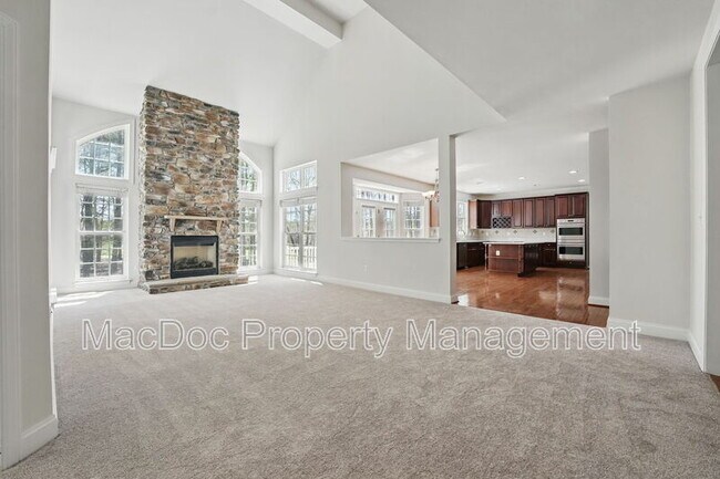 Building Photo - 11402 Chivalry Chase Ln