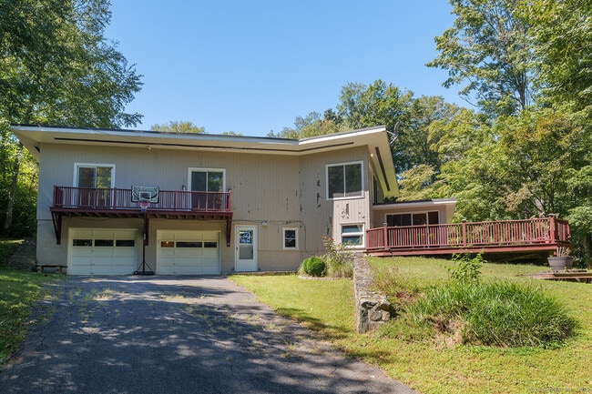 Primary Photo - 26 Wilridge Rd