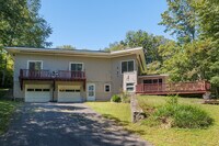 Building Photo - 26 Wilridge Rd