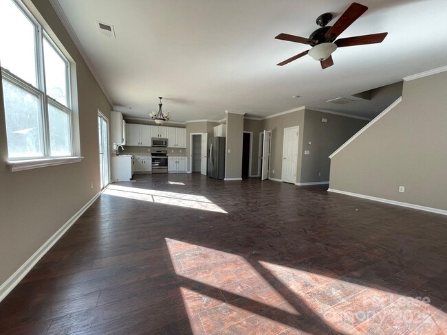Building Photo - 17402 Westmill Ln