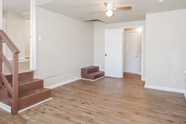 Building Photo - 2207 Pisgah Cir NW