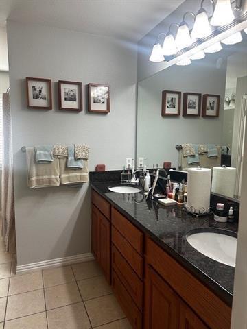 Building Photo - 2403 Stutz Dr