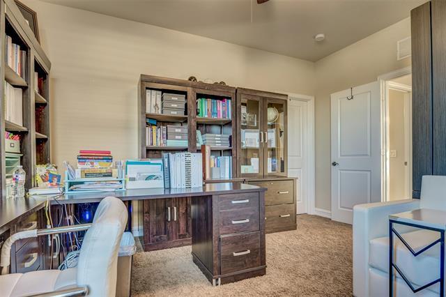 Building Photo - 3009 Aurora Dr