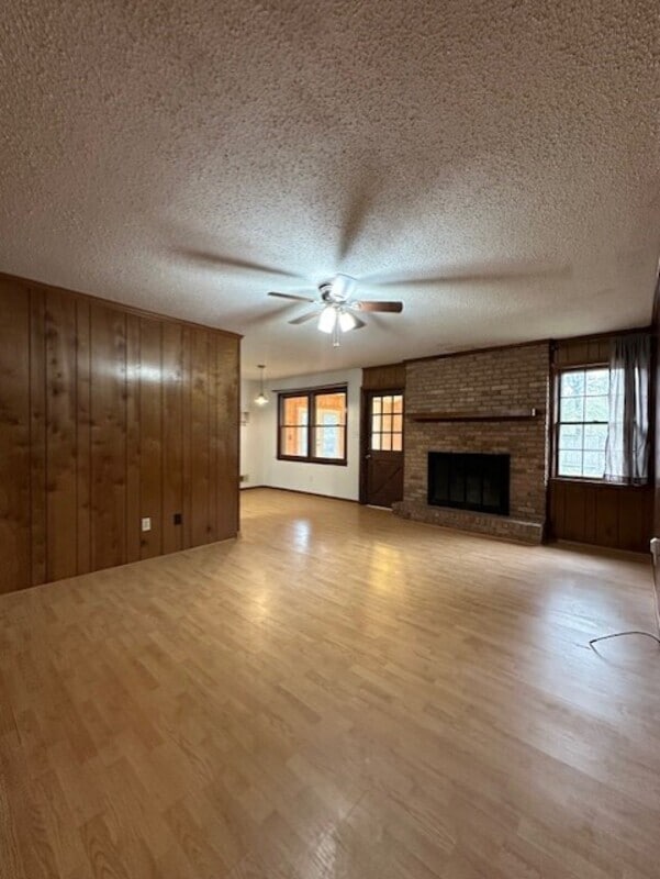 Building Photo - 107 Sunny Vista Dr