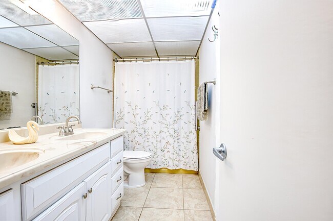 Building Photo - 111 Briny Ave