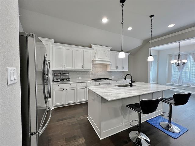 Building Photo - 1904 Shaila Dr