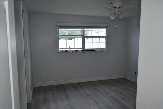 Building Photo - 8201 Donaldson Dr