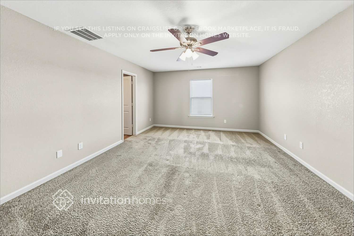 Building Photo - 439 Vermeer Ct