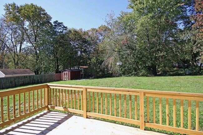 Building Photo - Updated Small Pet-Friendly Crozet Home