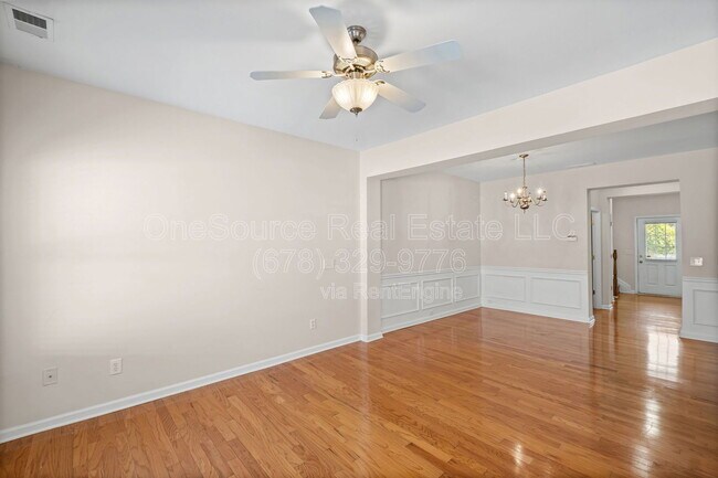 Building Photo - 1821 Willow Branch Ln