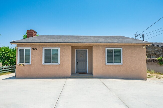 Building Photo - Fully Furnished 2BR Home with Crib — Mid-T...