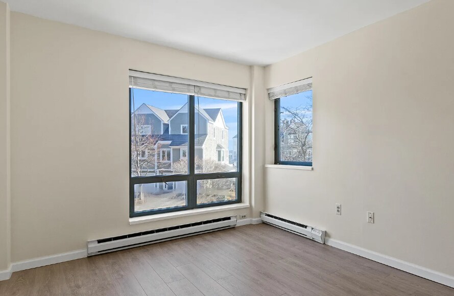 Building Photo - 148 Breakwater Dr