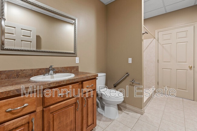 Building Photo - 64121 Turnberry Way