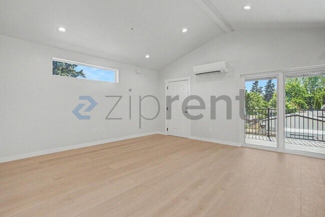 Building Photo - Unit 4325