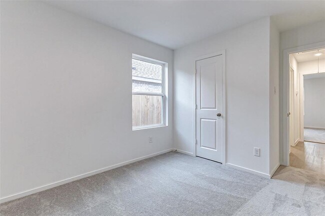 Building Photo - 16606 River Grass Trl